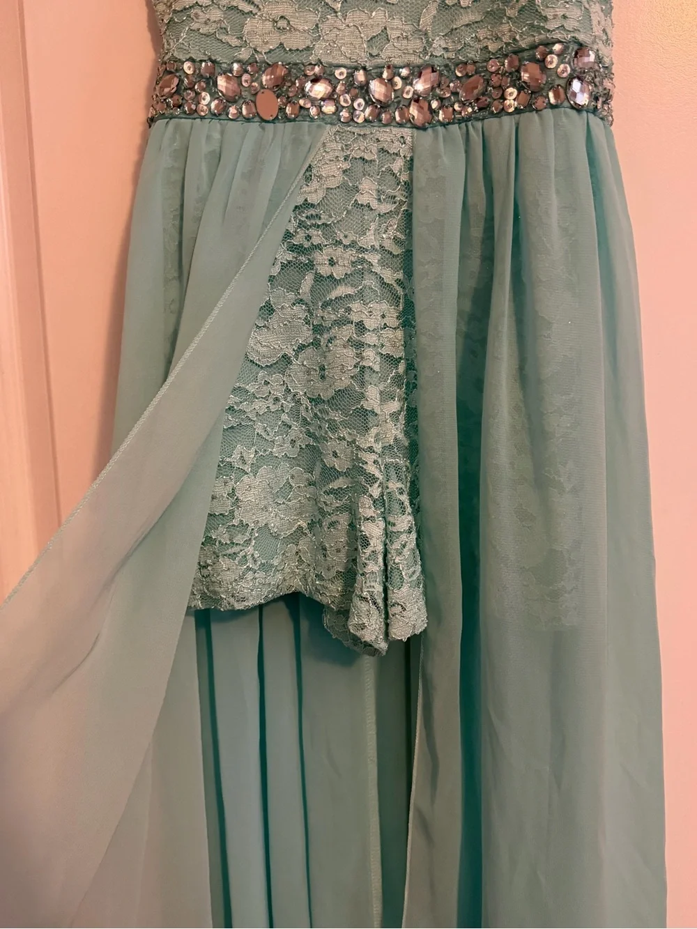 Speechless sleeveless halter